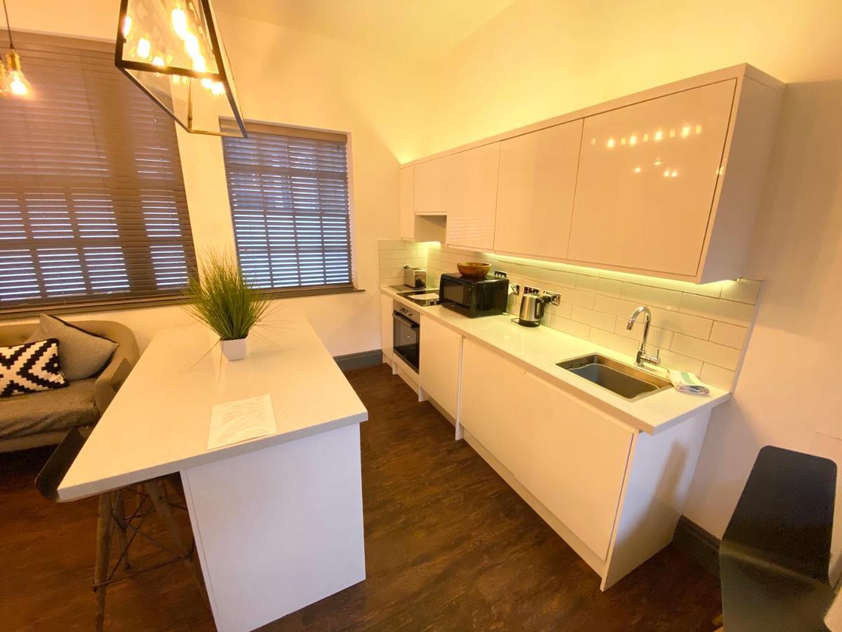 לידס Studio At The Coach House Apartments מראה חיצוני תמונה