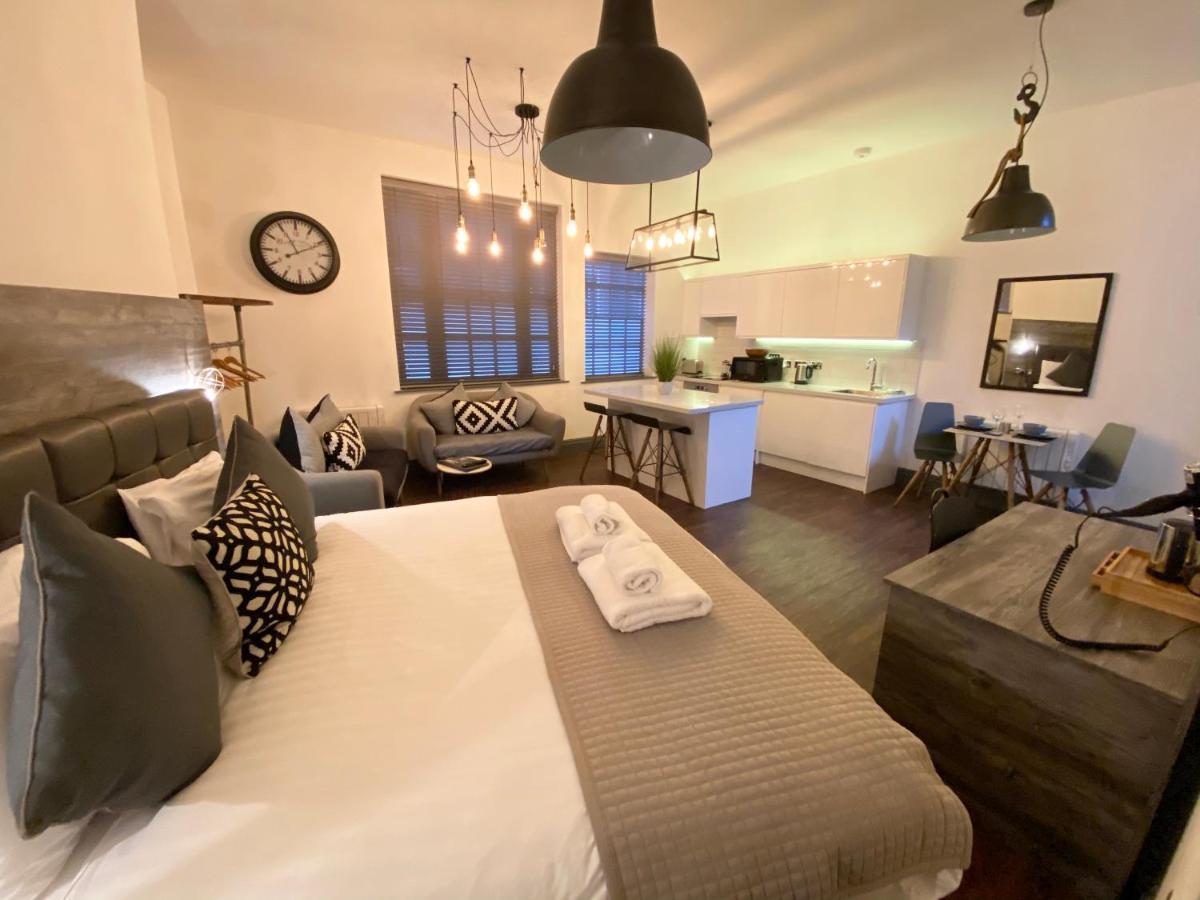 לידס Studio At The Coach House Apartments מראה חיצוני תמונה