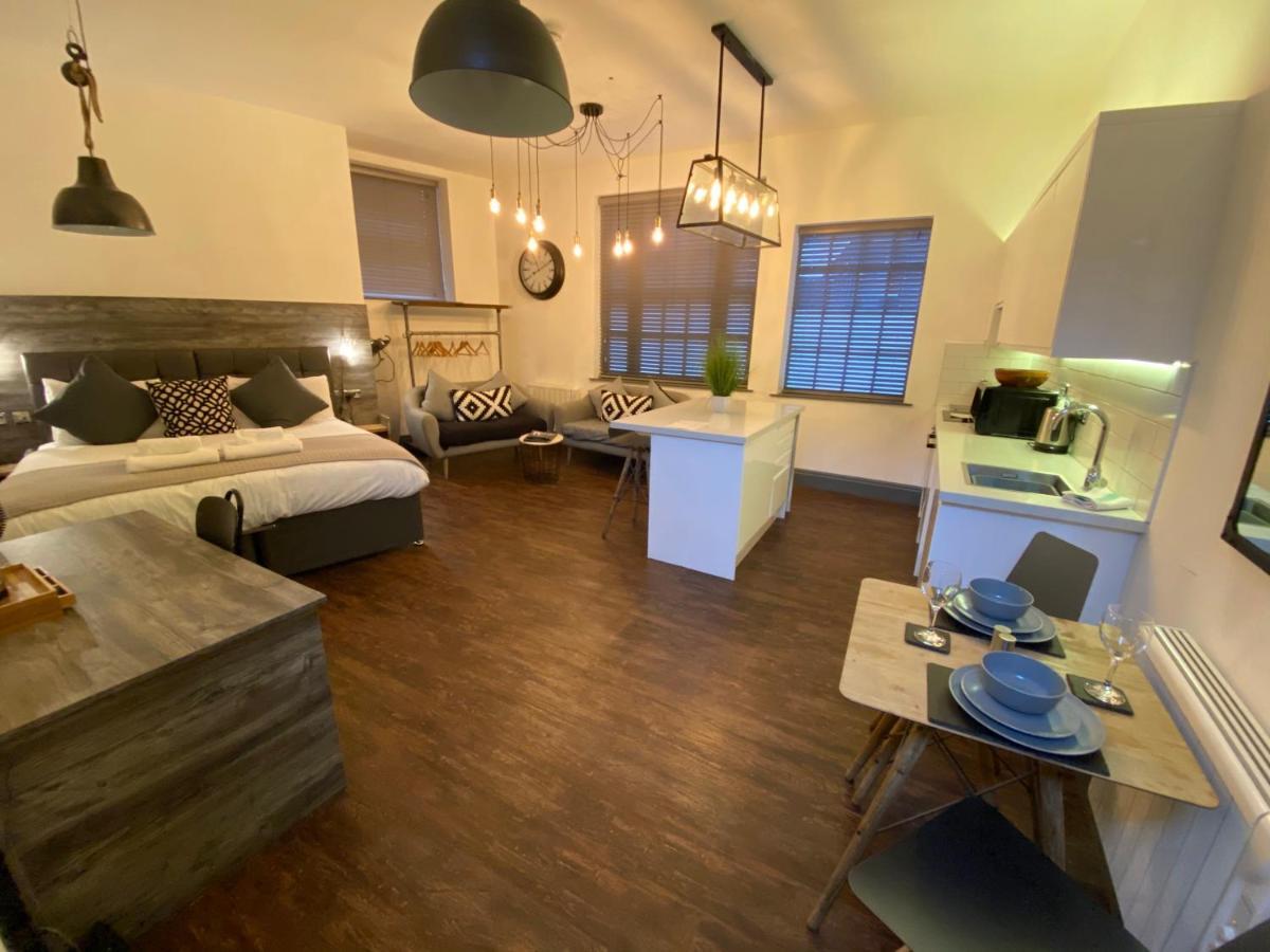לידס Studio At The Coach House Apartments מראה חיצוני תמונה